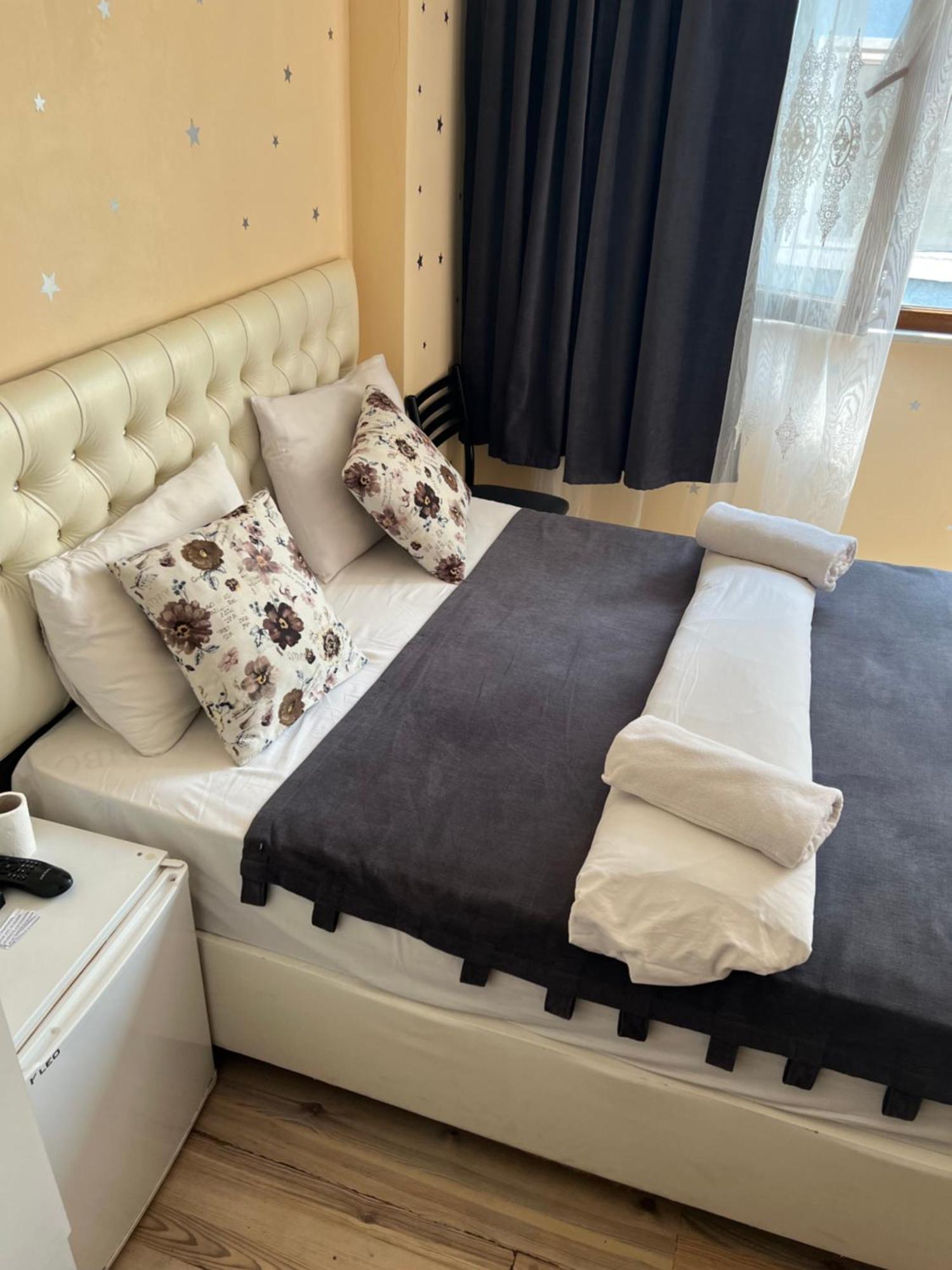Diyar Budget Hotel Istanbul Exterior photo